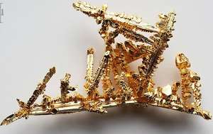 image: gold crystal